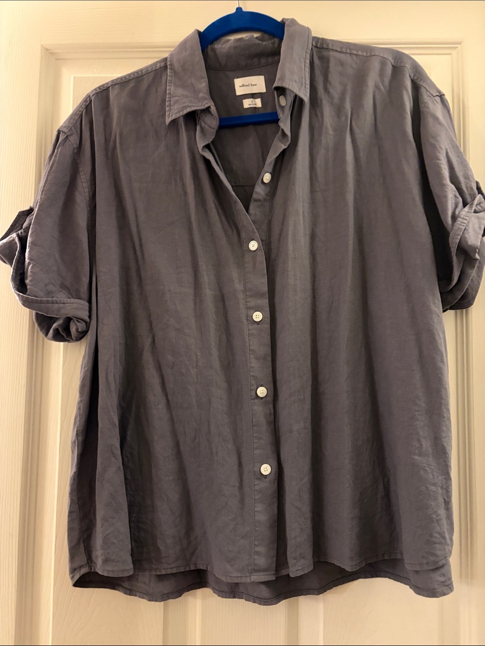 Wilfred Free Short-Sleeve Button Shirt in Charcoal Gray